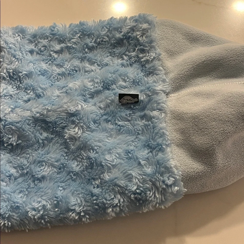Turtle fur head scarf